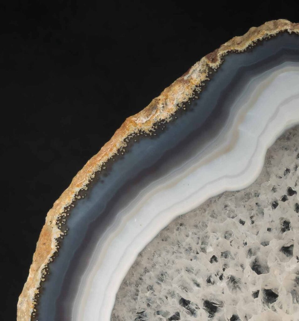 Curated collection of natural gemstones and minerals by Smeets