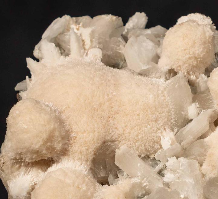 Mordenite and Stilbite, India